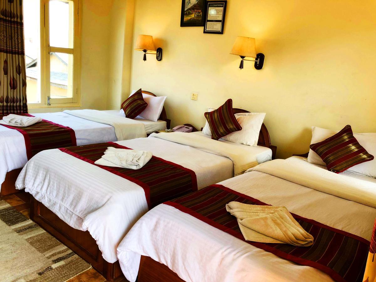 Hotel Grand Holiday Pokhara Eksteriør bilde