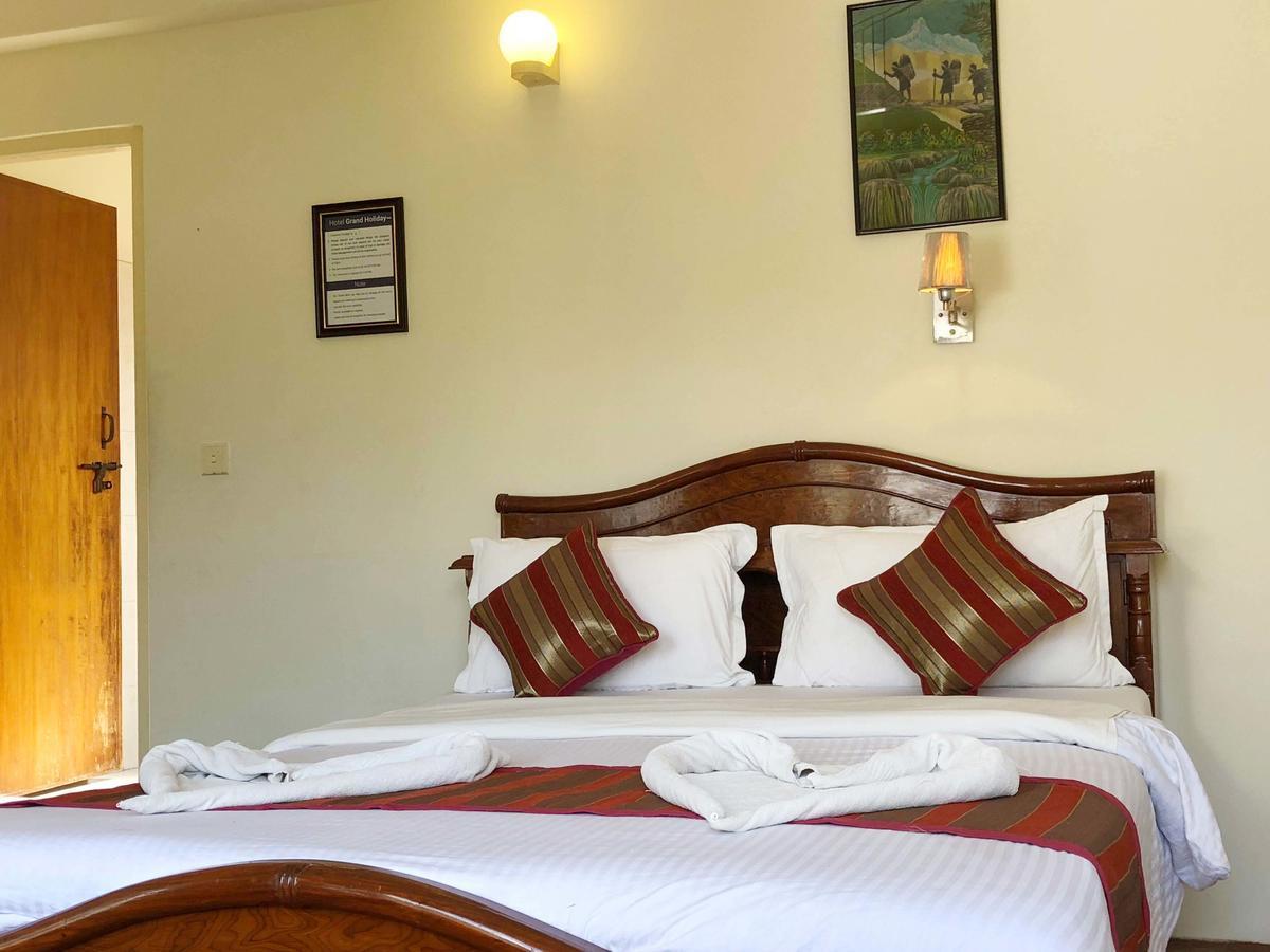 Hotel Grand Holiday Pokhara Eksteriør bilde