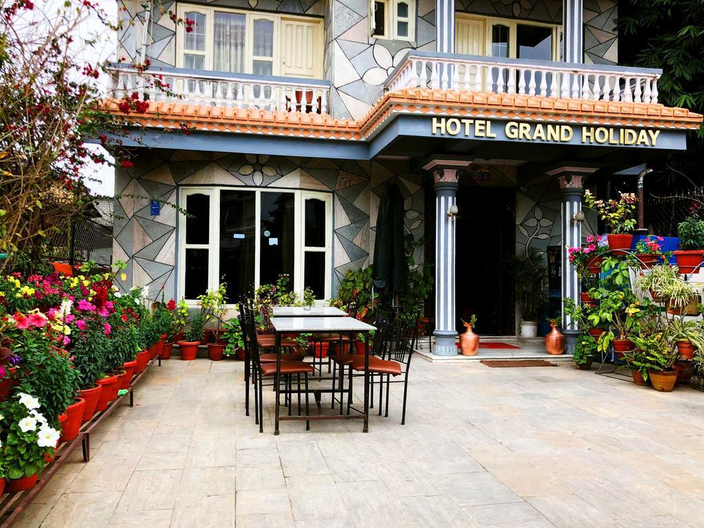 Hotel Grand Holiday Pokhara Eksteriør bilde