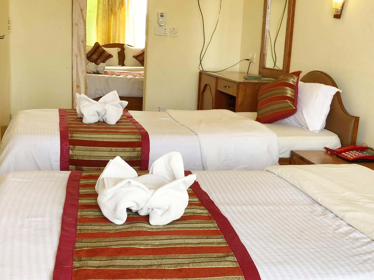 Hotel Grand Holiday Pokhara Eksteriør bilde