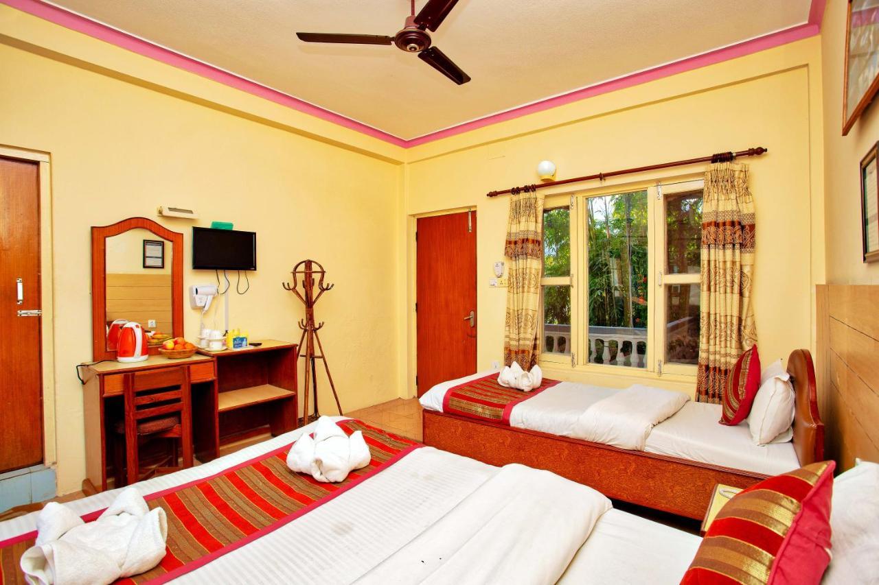 Hotel Grand Holiday Pokhara Eksteriør bilde