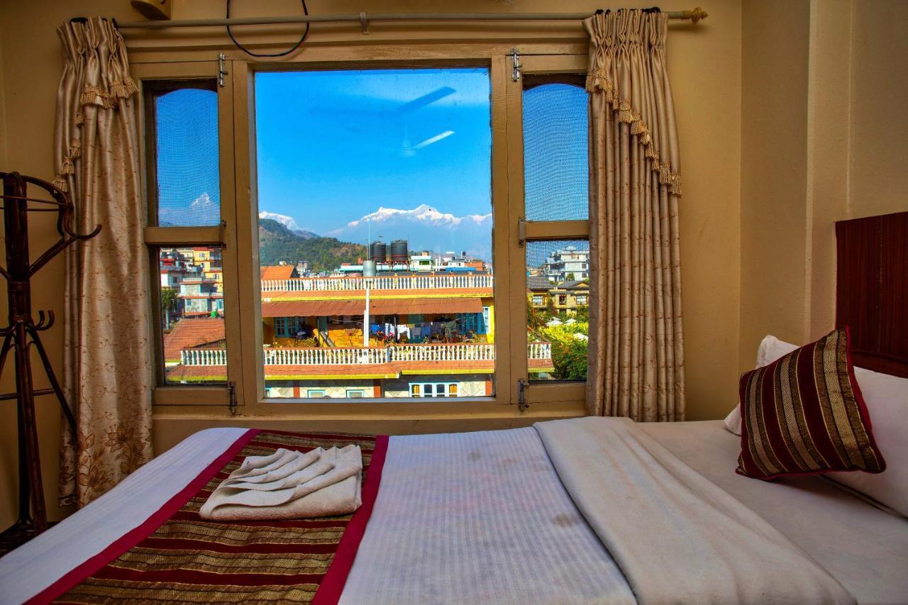 Hotel Grand Holiday Pokhara Eksteriør bilde