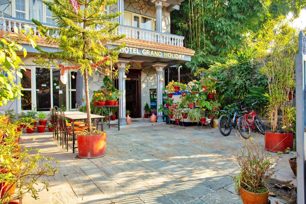 Hotel Grand Holiday Pokhara Eksteriør bilde