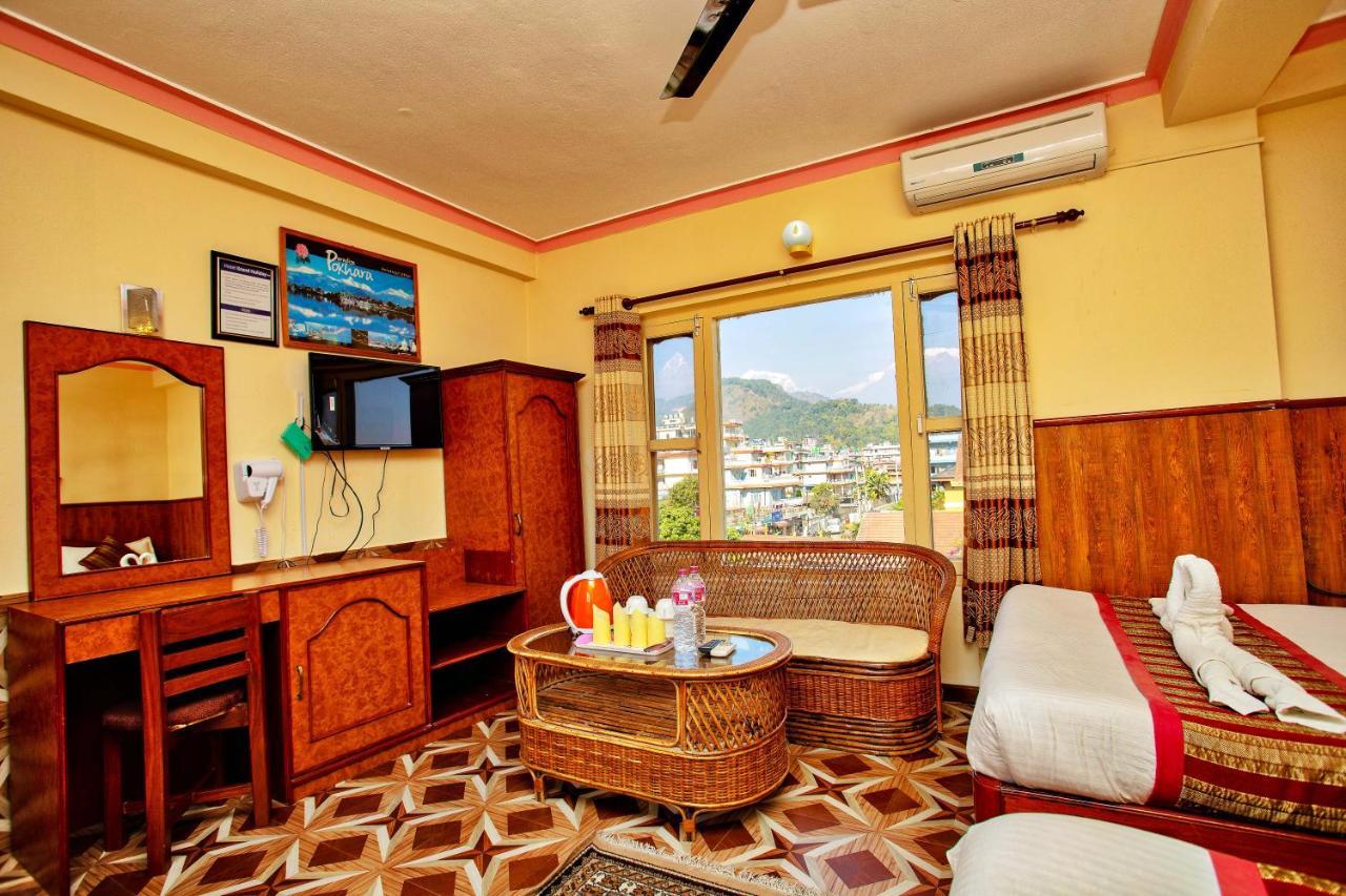 Hotel Grand Holiday Pokhara Eksteriør bilde