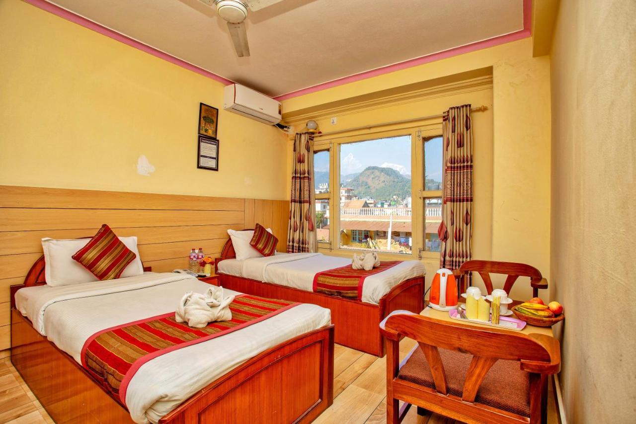 Hotel Grand Holiday Pokhara Eksteriør bilde